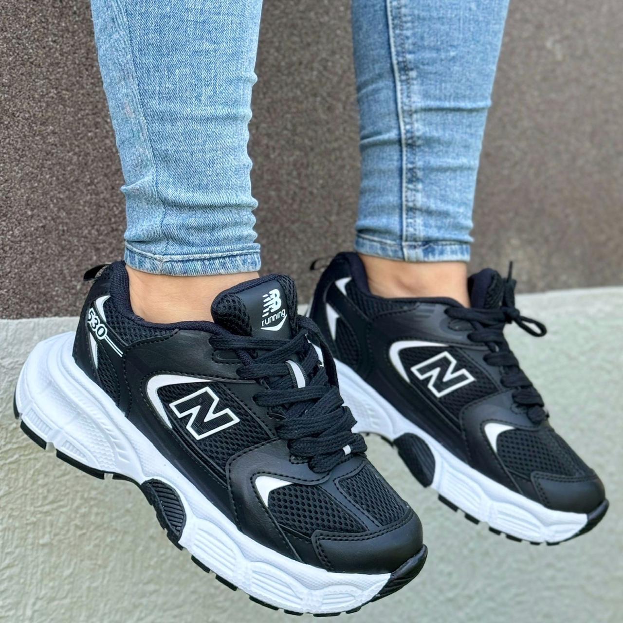 New Balance Burbuja Negro Dama